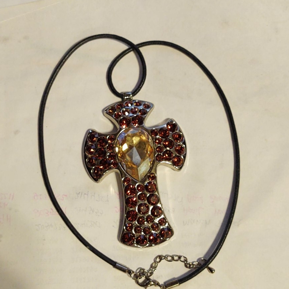 BB Simon necklace